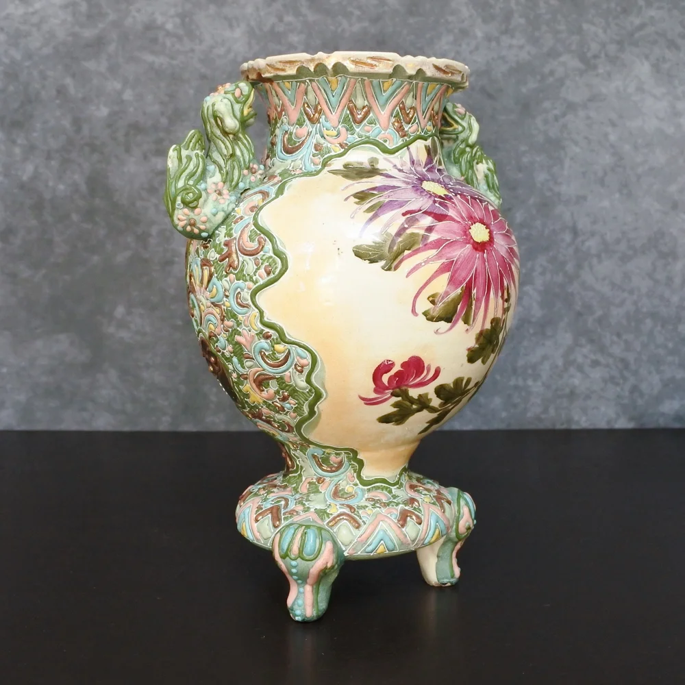 Antique Japanese Satsuma Moriage Foo Dog Floral Vase Urn - Picture 5 of 14